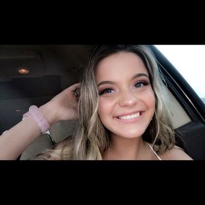 Meet your Posher, Mackenzie